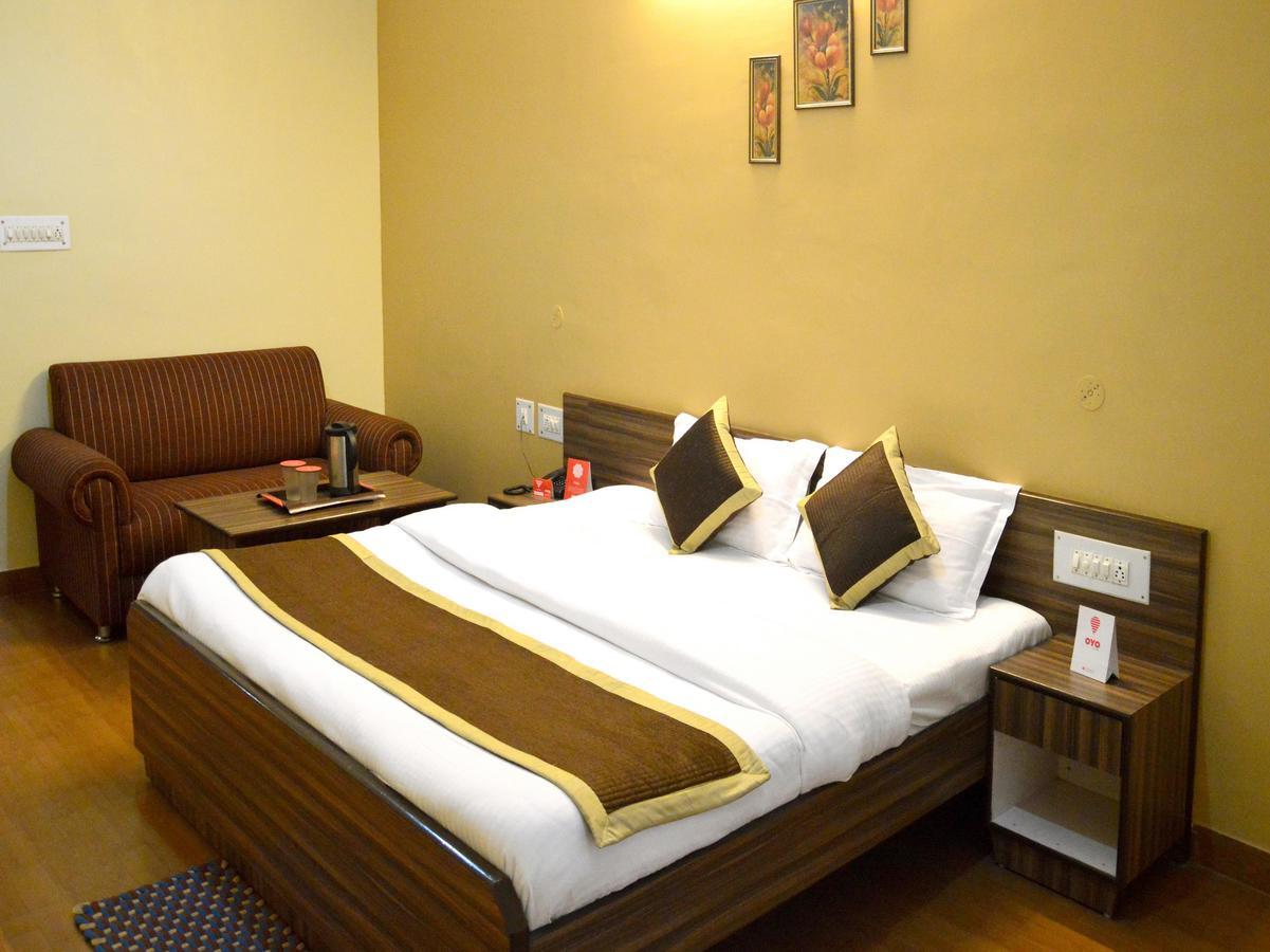 Oyo 6012 Hotel Rockwell Jaipur Buitenkant foto