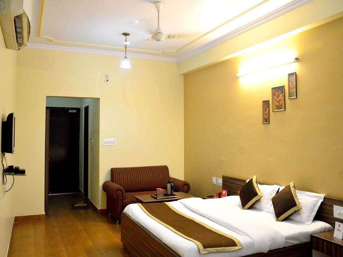 Oyo 6012 Hotel Rockwell Jaipur Buitenkant foto