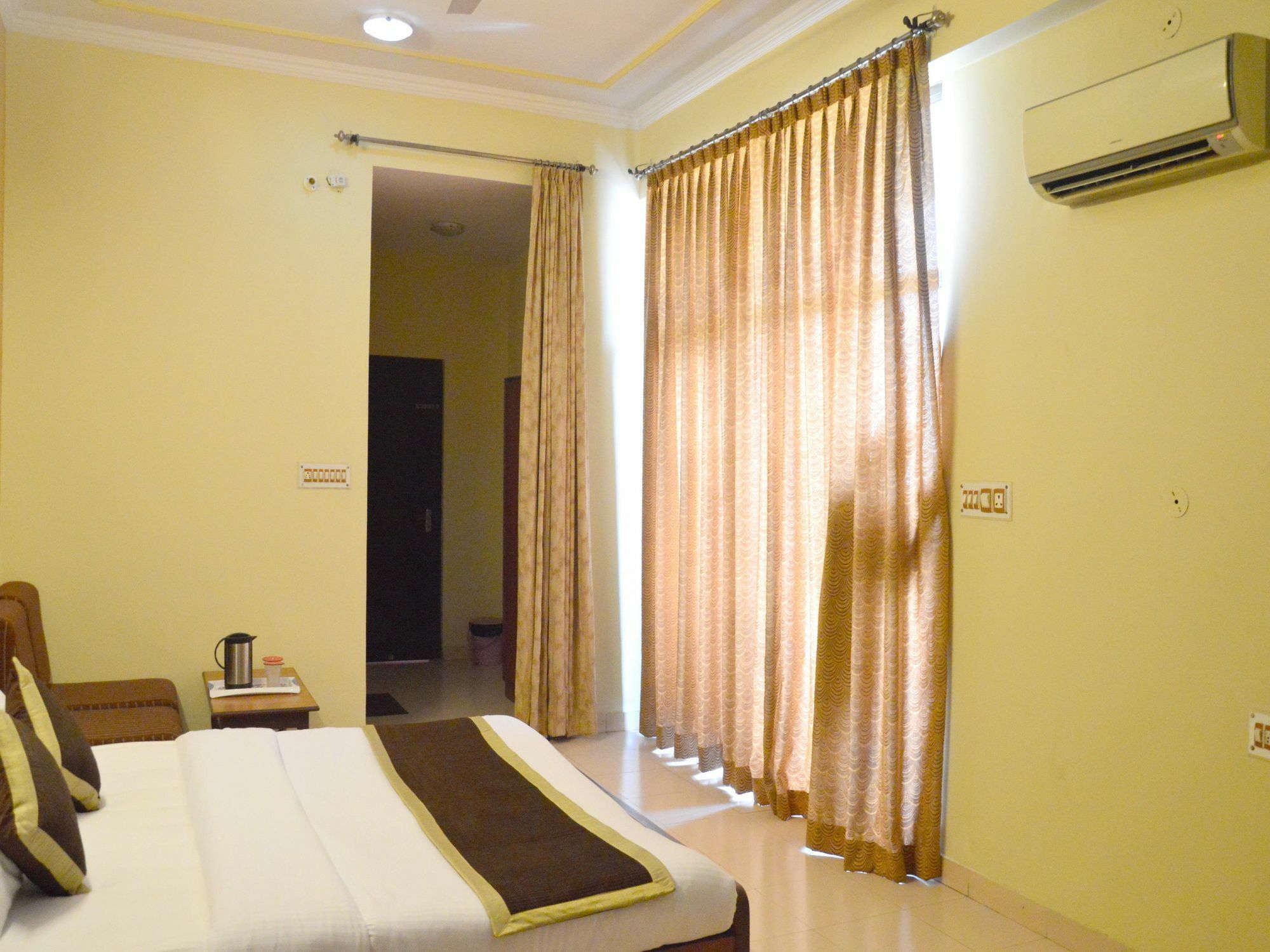 Oyo 6012 Hotel Rockwell Jaipur Buitenkant foto